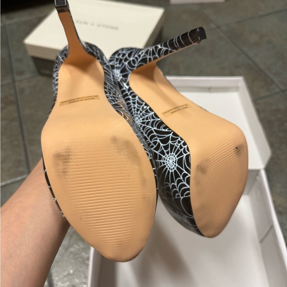 Spiderweb Halloween Heels US 7 - Picture 9 of 9